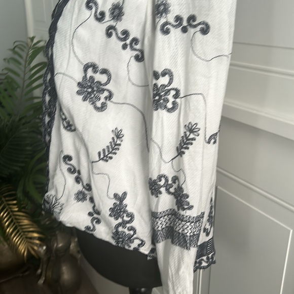 TRY b blouse - Picture 6 of 10